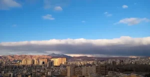 اتراق ابرهای خشمگین بر فراز تبریز